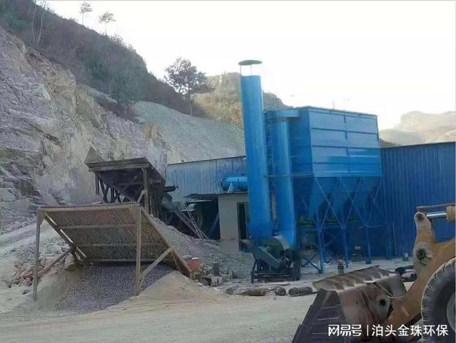 矿山破碎机除尘器高效脉冲布袋除尘器(图1) 矿山破碎机除尘器高效脉冲布袋除尘器(图1)
