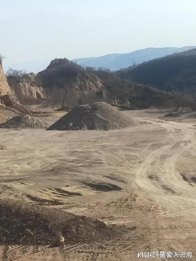 霍州市三无铝钒土场污染严重环保何时亮剑？(图3)